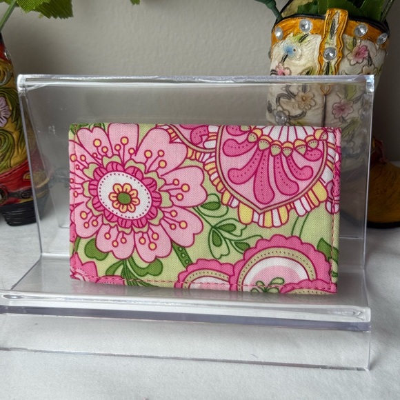 NWT Vera Bradley Petal Pink Coin Purse With Card Holder EUC Retired Pattern - Picture 7 of 8